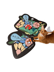 abyssinian-cat-looking-up-with-paws-on-kamamuta-dream-garden-human-pet-friendly-placemats-set-on-white-background