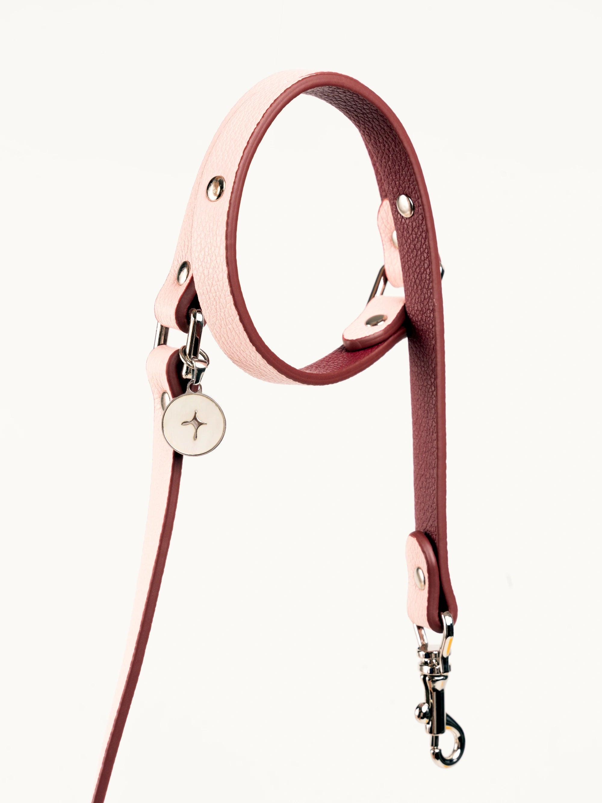 kamamuta-ulan-pink-leather-dog-leash-with-matching-collar-on-white-background kamamuta-ulan-pink-leather-dog-leash-with-matching-collar-on-white-background