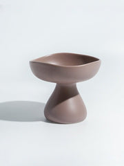 raised-ceramic-aiken-brown-kamamuta-bowl-cat-pet