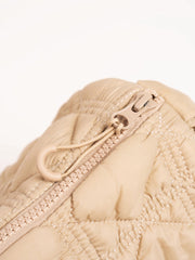 close-up-of-kamamuta-pinecone-pet-carrier-zipper-detail