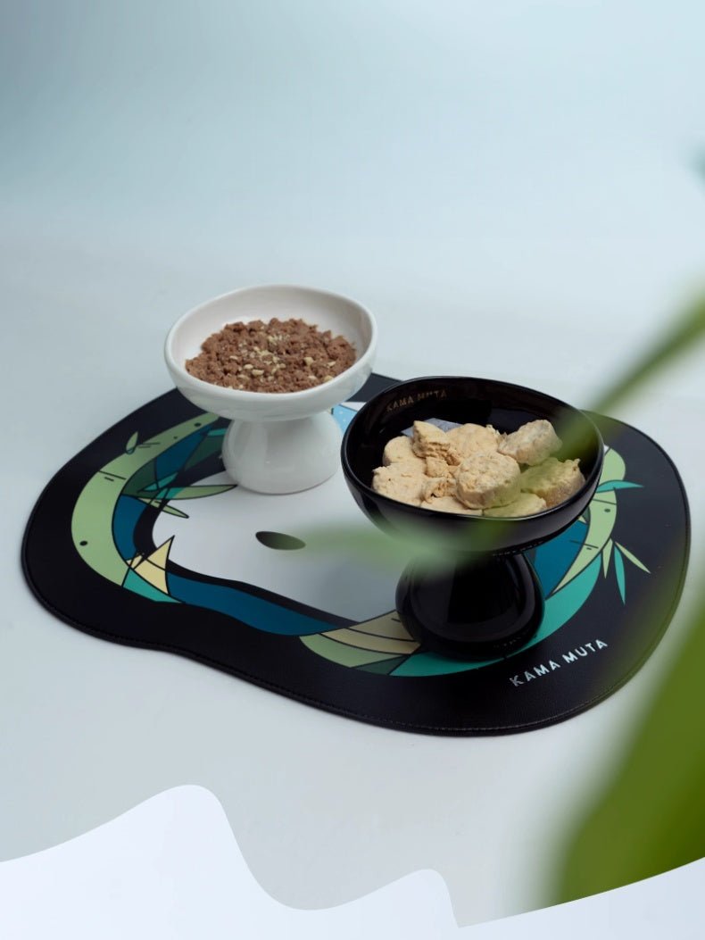 black-and-white-kamamuta-mushroom-bowl-and-bamboo-pet-and-owner-placemat-on-white-floor